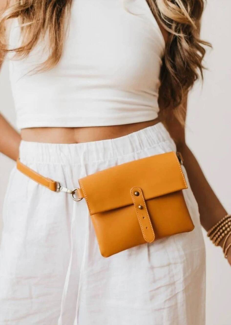 NEW PRETTY SIMPLE bethanie belt clutch cross body bag in brown